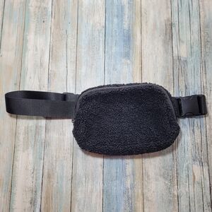 Fleece Chest Shoulder Belt Bag.